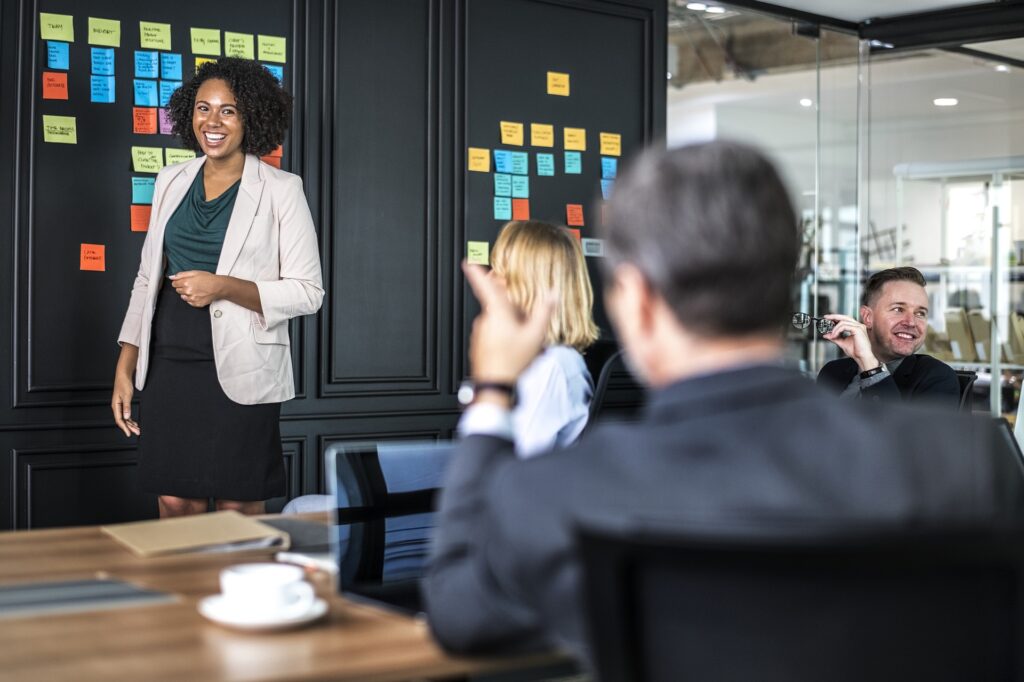 über uns firmenporträt Dynamics 365 Microsoft Microsoft Teams Office365 Salesforce Alternative